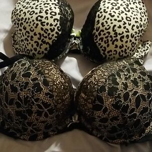 🍭 Bundle of 2 32DD V.S. Bras